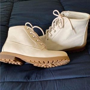 Cliffs by White Mountain Cream Booties